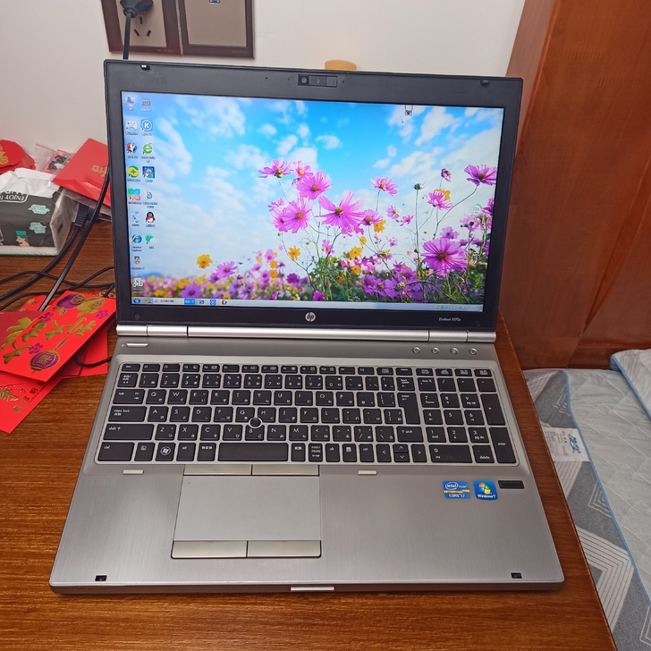15寸  自用  九成新  惠普笔记本电脑...