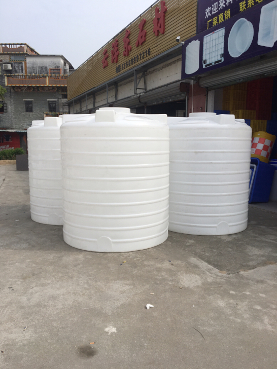 水塔水桶蓄水罐桶农业灌溉果场蓄水