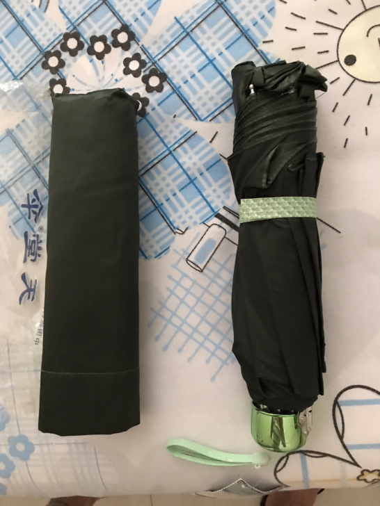 天堂伞，晴雨两用，全新，吊牌还在了，买回来...