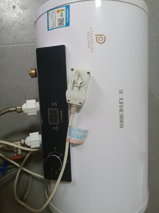 便宜处理家用热水器，因为要搬家多出来的热水...