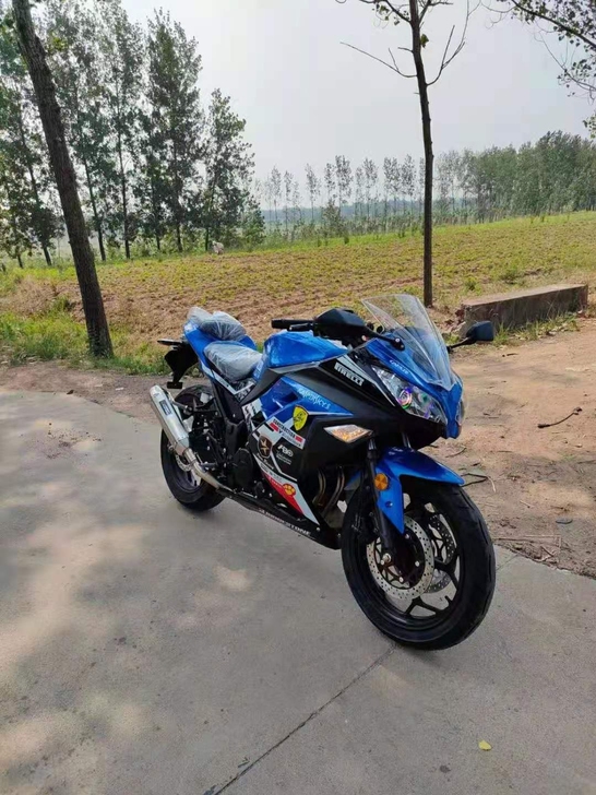 特价出售川崎小忍者，公司抵押车，全新车零公...