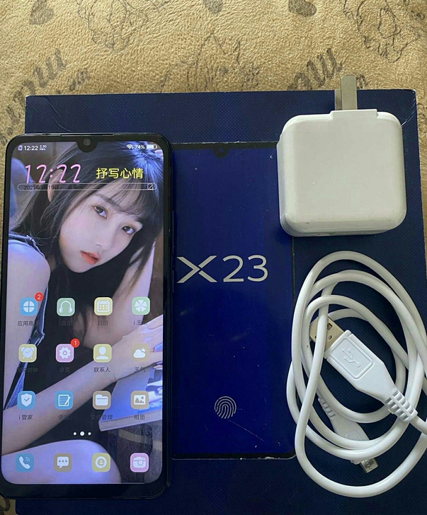 VIVOx23 女生自用手机8+128G，...
