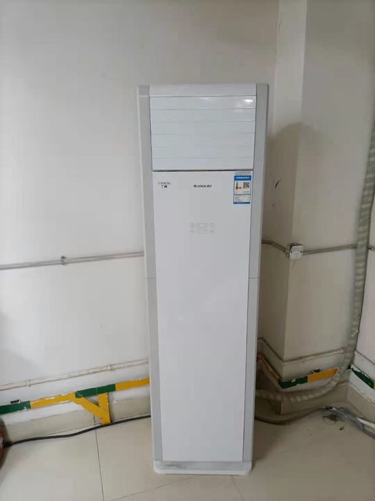 格力3p柜机1.5p挂机，培训学校开了不到...