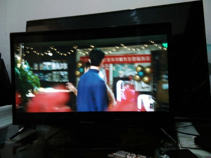 9.5成新夏新32寸高清液晶电视出售