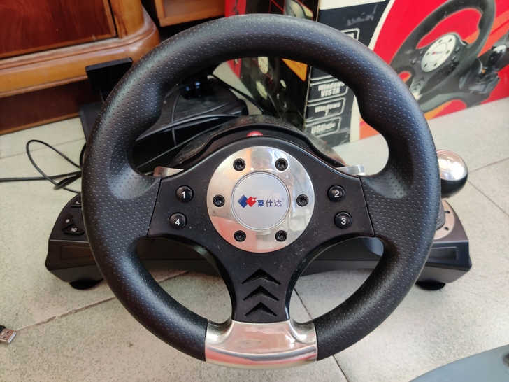 莱仕达PXN-V6电脑方向盘，购入两年，自...