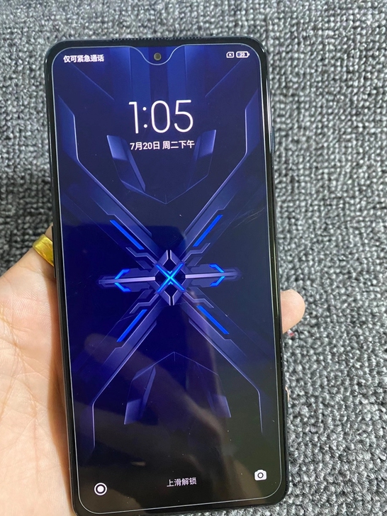 黑鲨4  12+128  97新