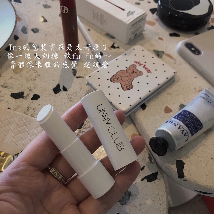 unny润唇膏保湿补水滋润唇膜 无色润唇膏...