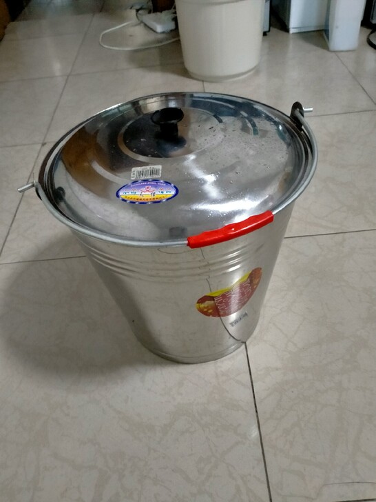 不锈钢水桶手提式大容量家用带盖提桶油桶储水...