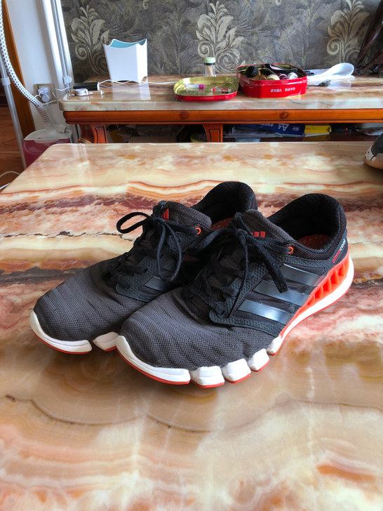 Adidas阿迪达斯品牌清风夏季网面跑步鞋...