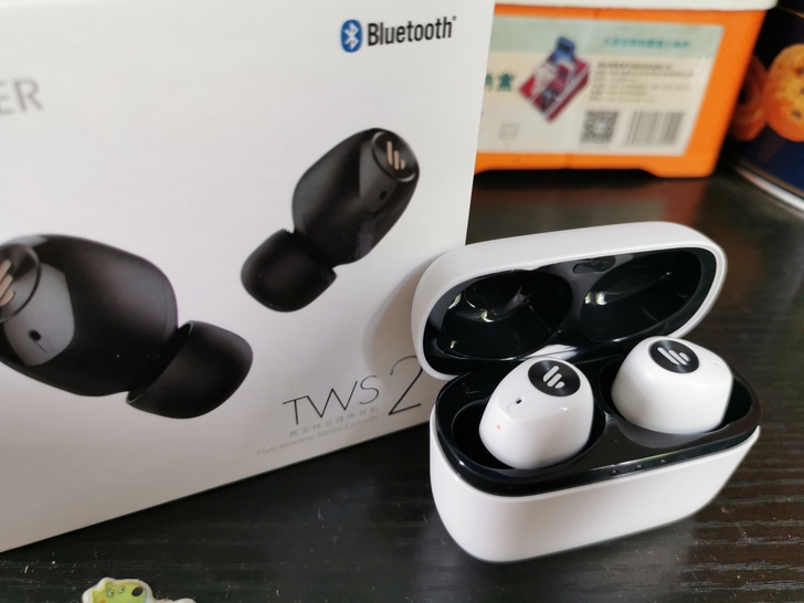 漫步者tws2,购于狗东,买来几乎不用,全...