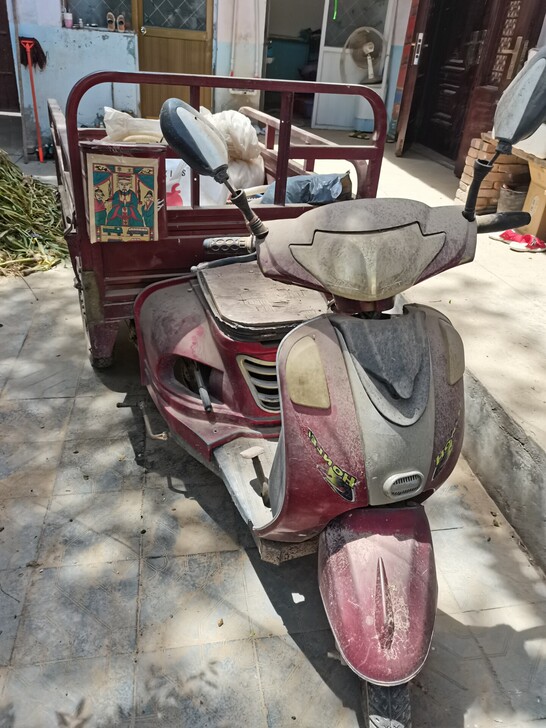汽油三轮车,帮朋友出一台汽油三轮车,