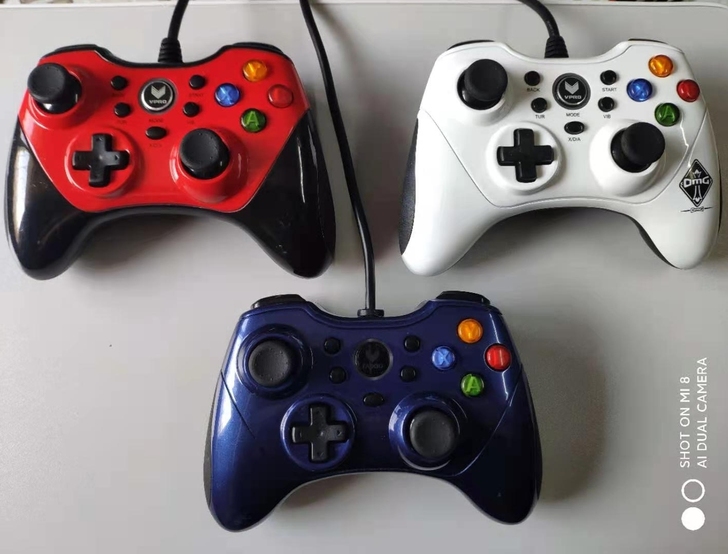 雷柏v600有线振动游戏手柄