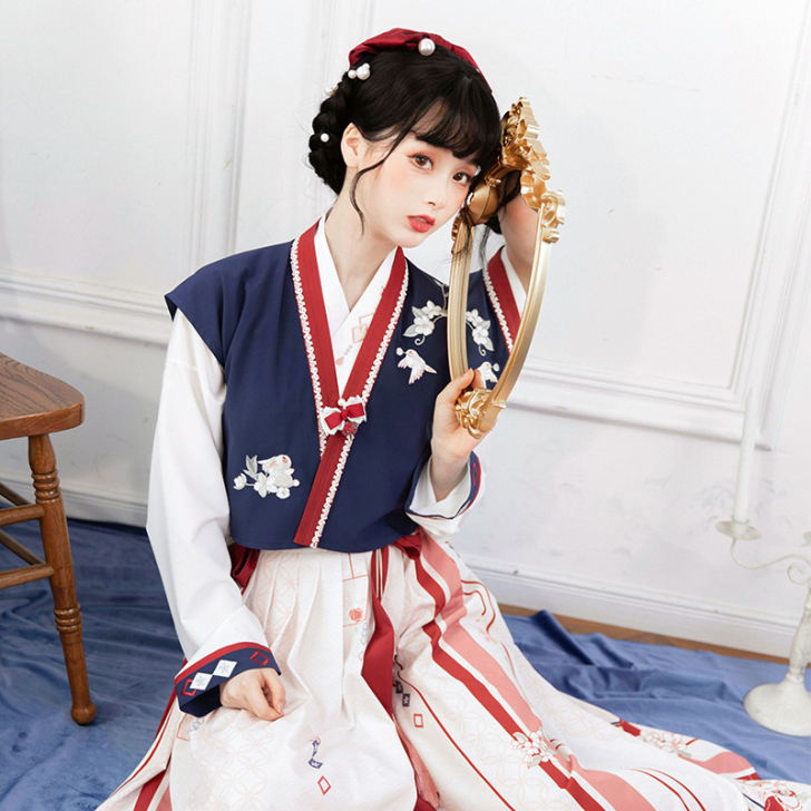 池夏 春之森:初雪姬唐制褙子交领短衫褶裙原...