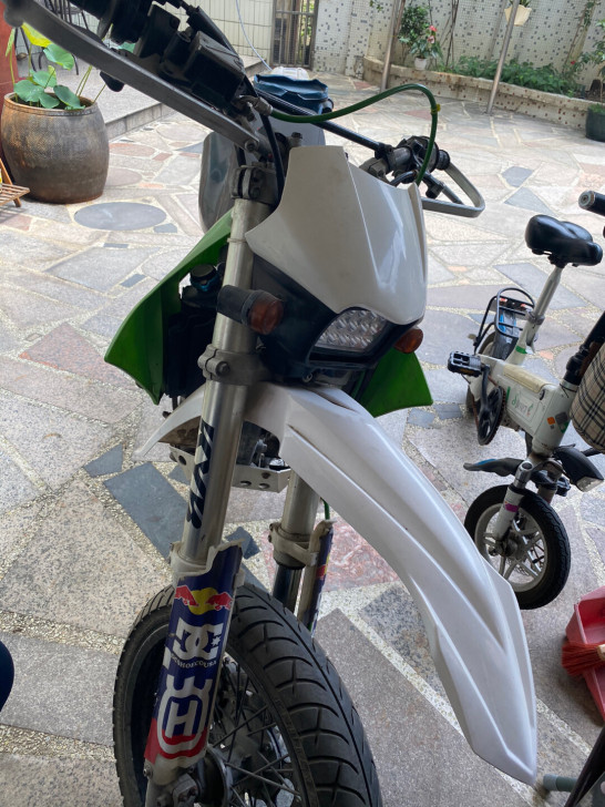 品牌型号 川崎越野350摩托