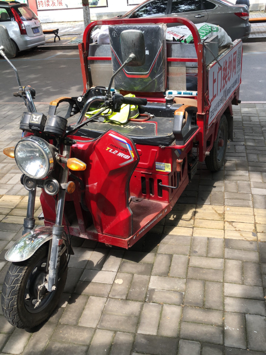 宗申110三轮车、二年左右的车、跑了7千多...