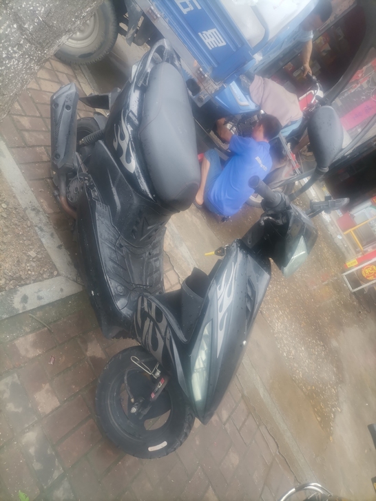 便宜出台鬼火踏板车，跑了几千公里，非常节油...