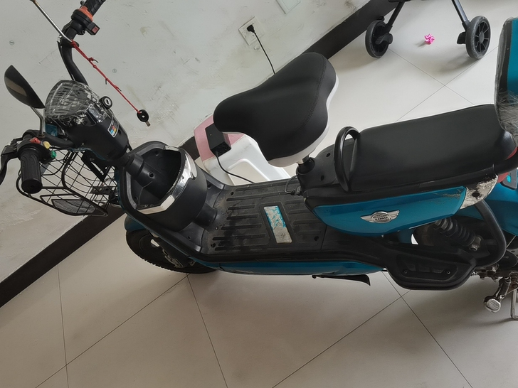 小刀电动车，两个真空胎，18年京东1699...