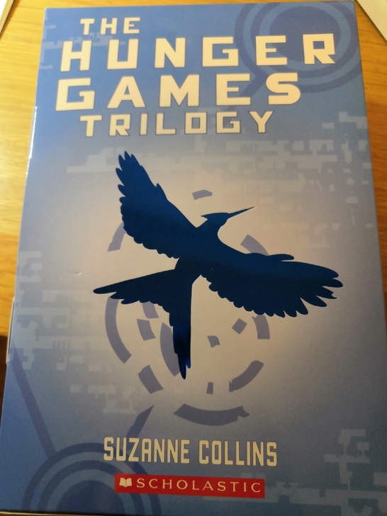 饥饿游戏原著一整套