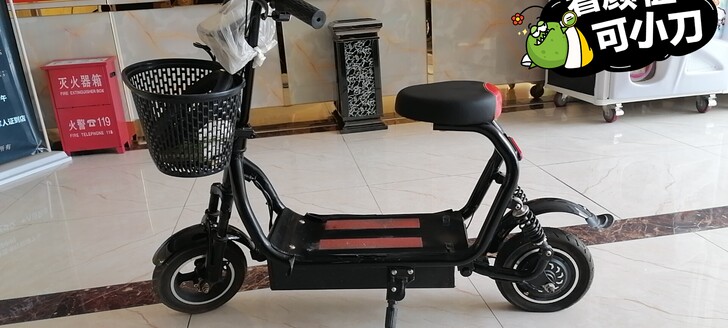 电动车 后面内胎坏了 有新胎得自己拿去换 ...