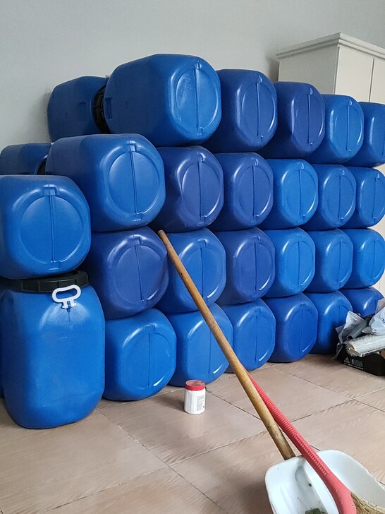 50公斤大口蓝桶52个，不包邮，全新未使用！