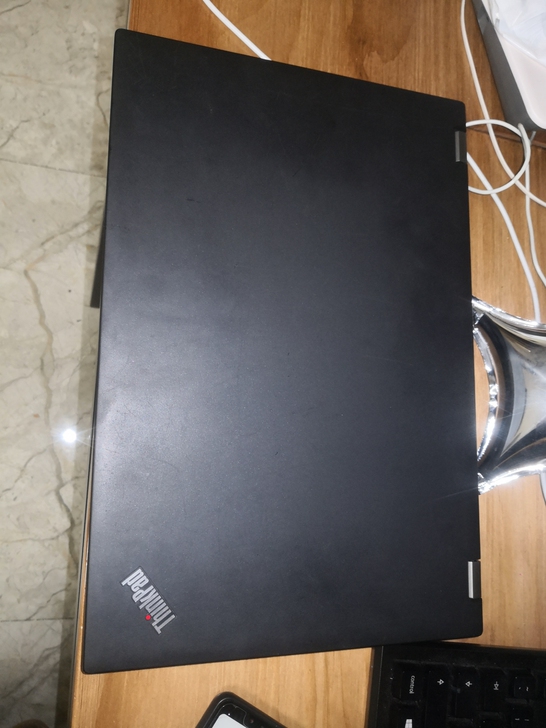 thinkpad p52 CPU:8750...