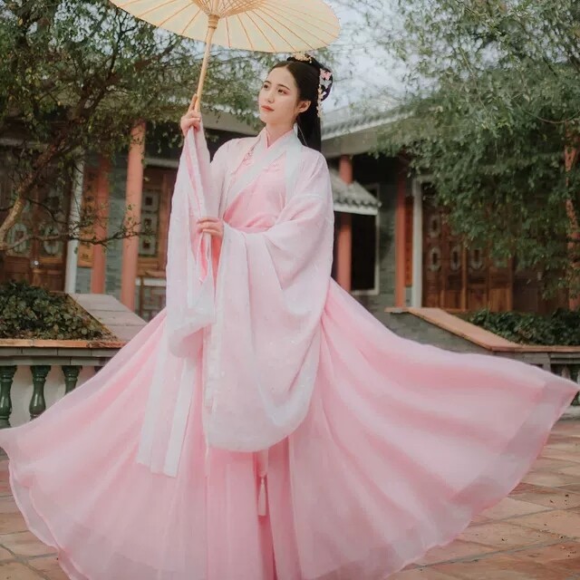 云香霓裳原创汉服琼瑶