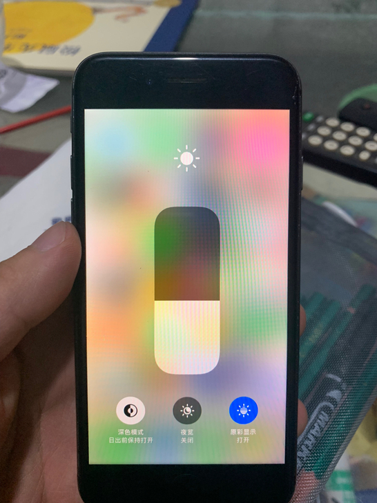 iPhone 8 国行 64g 仅换过后壳...