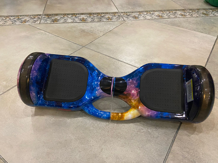 勇智6.5寸蓝牙跑马灯 机身重量：10kg...