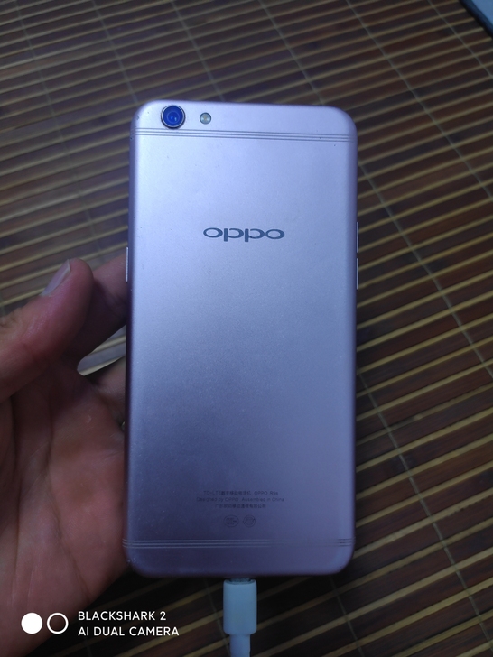 OPPO R9S，内屏坏了，4+64的，主...
