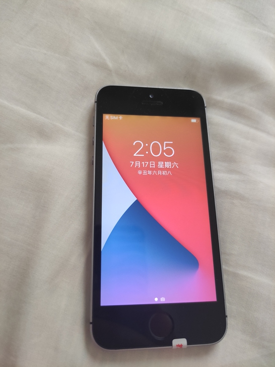 iPhone se苹果se 16G小屏手机...