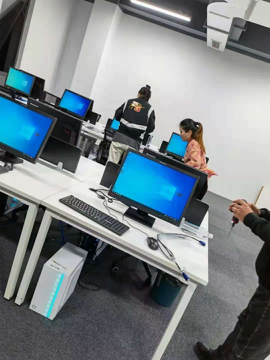 台式电脑整套转让 二手台式电脑主机 办公家...