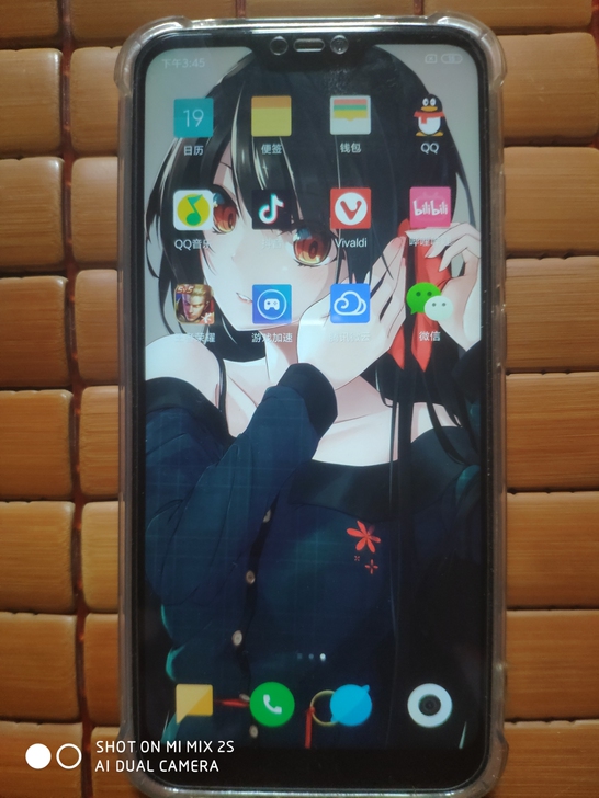 红米6pro，6+64配置18年6月份刚出...