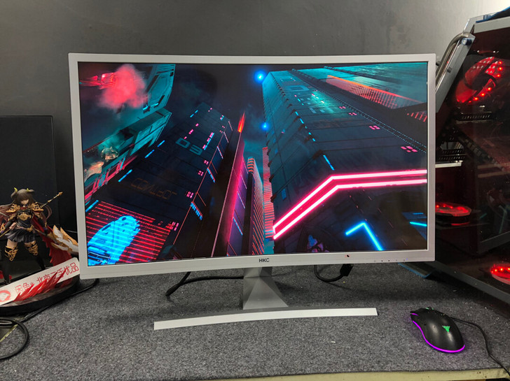 32寸曲面显示器HKC C320高色域版、...