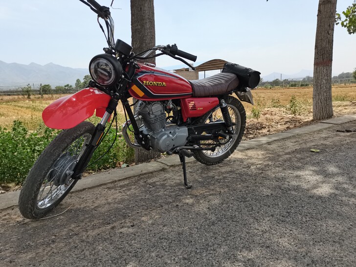 五羊125 改 复古摩托车 Cg125