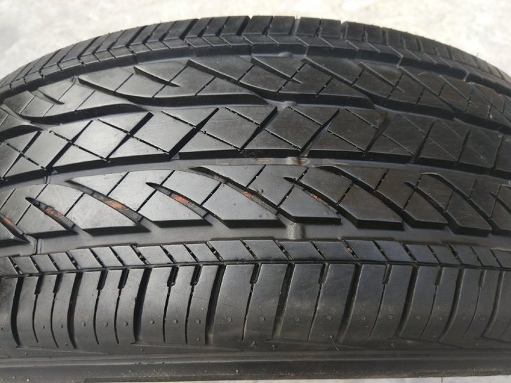 普利司通轮胎235/55R20 HP  英...