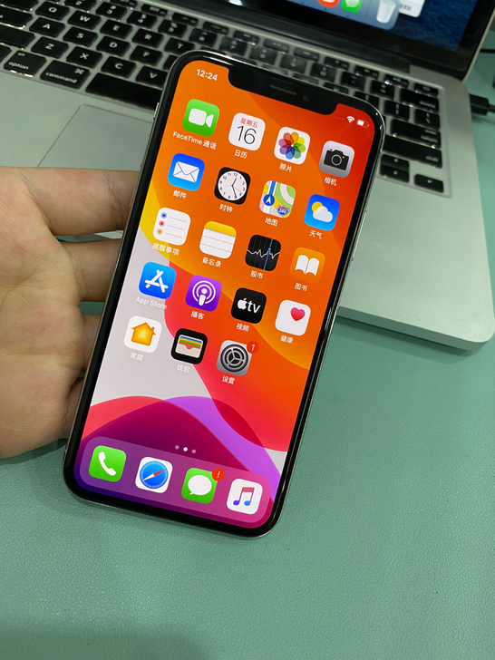 iPhone X  64G  国行  官换...