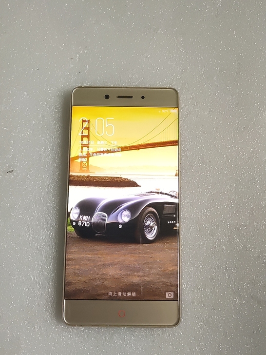 努比亚Z11               ...