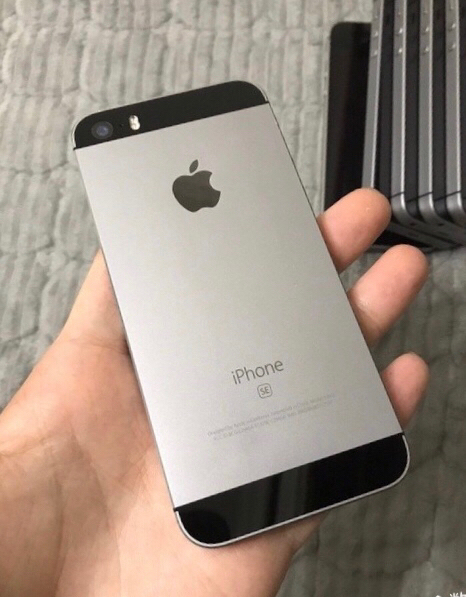 iPhone SE 32G 全原装几乎全新...