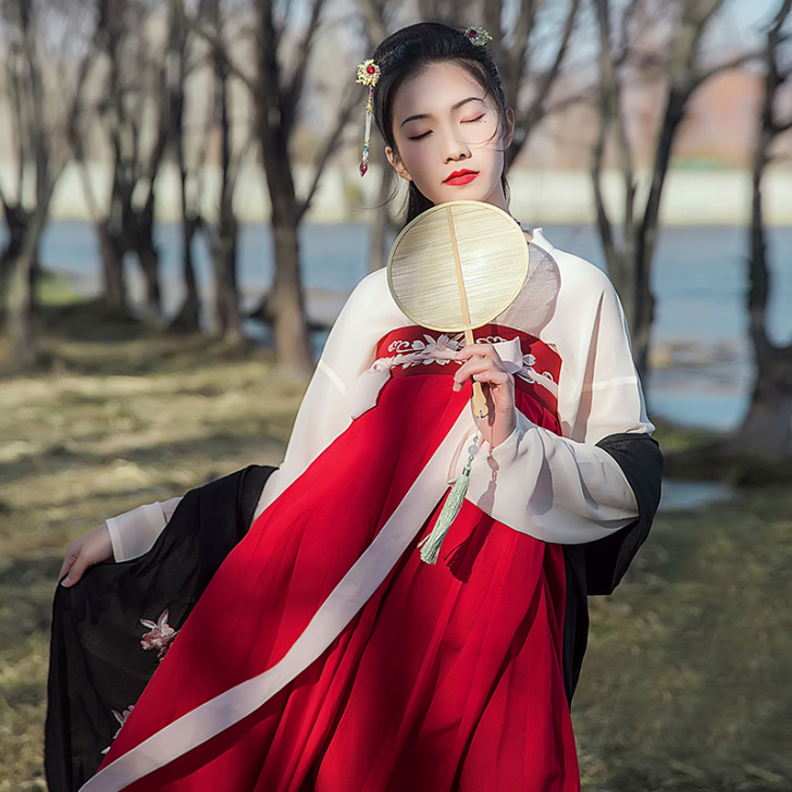 汉尚华莲传统汉服女装月痕高腰齐胸襦裙花朵刺...