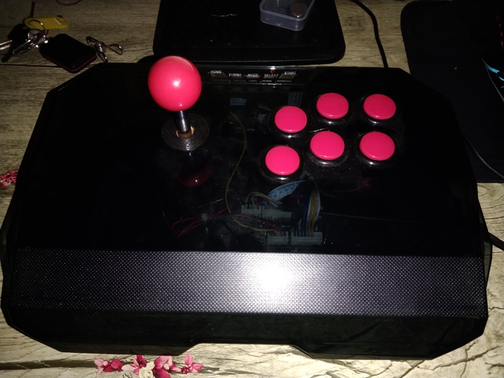 拳霸 n1摇杆,没时间玩,一切正常。