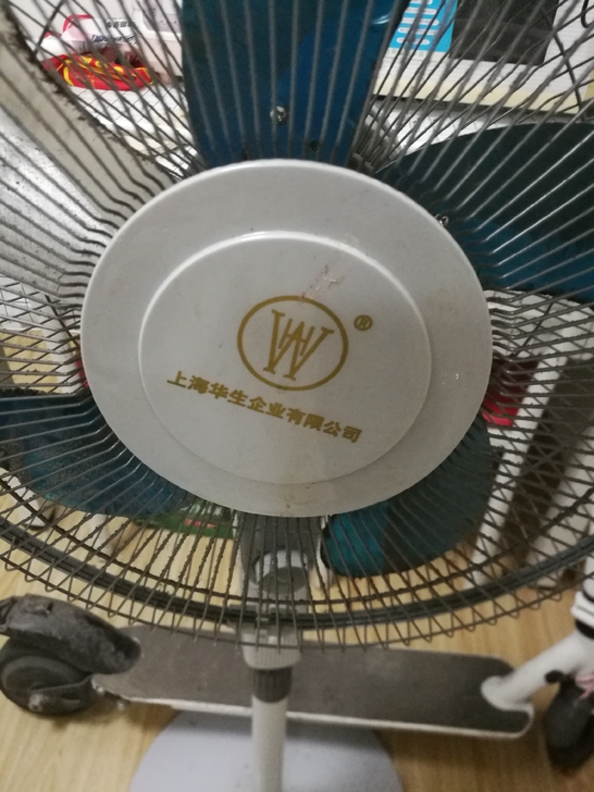 动力强劲 风扇叶片是铁的 功能完全正常  ...