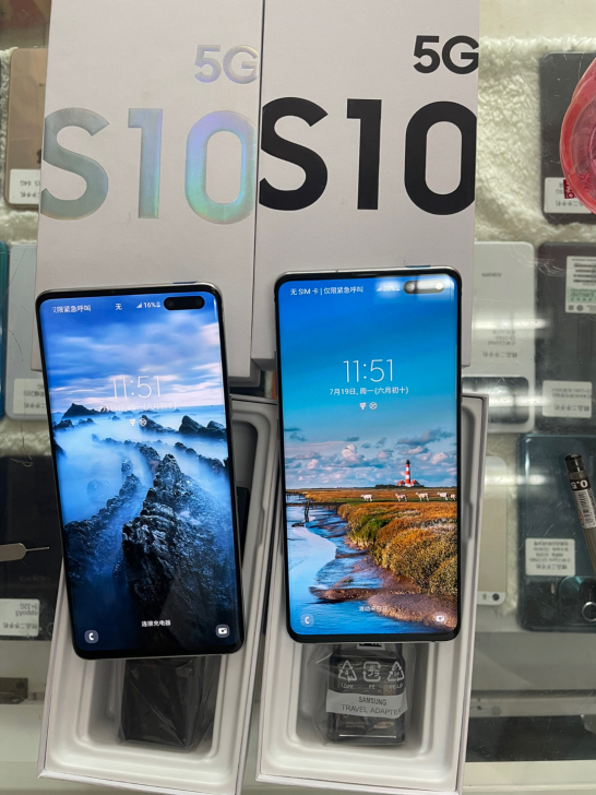 又到两台三星s10 5G，国行系统，8+2...