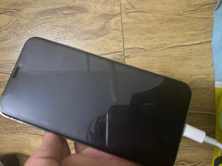 iphonex美版银白色插卡即用64G原装...