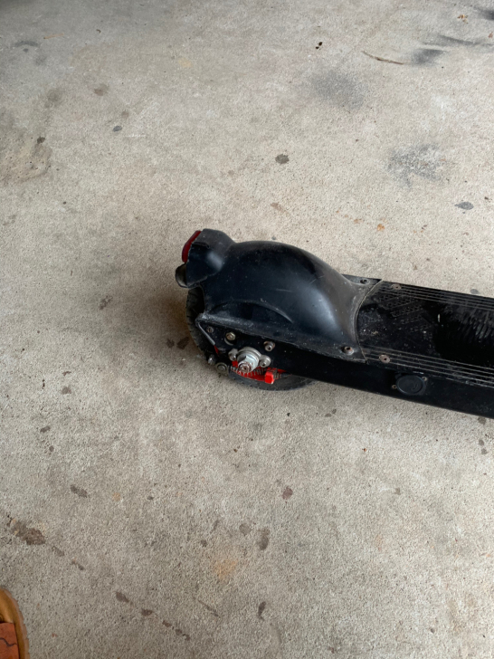 10寸电动滑板车架  开关有点接触不良  ...