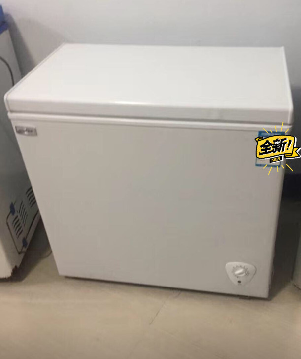 超市经营不下去了，一批全新冰柜，现低价出售...