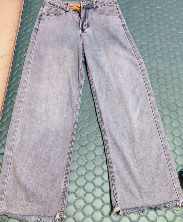 冰川棉牛仔裤 质量很好 穿上很舒服 s码