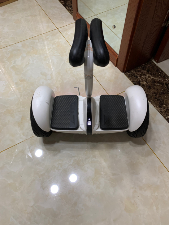 小米九号电动平衡车 轻微使用痕迹 孩子没骑...