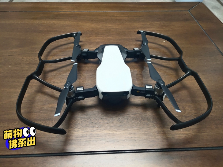 自用大疆MAVIC AIR无人机白银配色一...