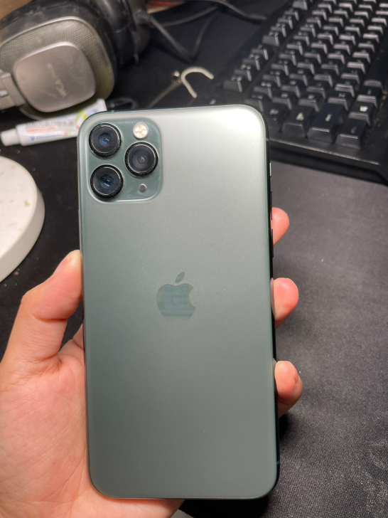 iPhone 11 pro   64g
