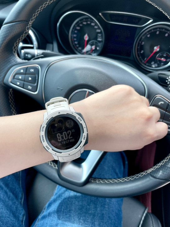 Garmin佳明 instinct 跑步智...